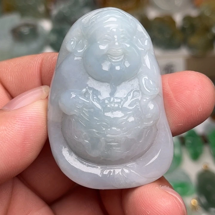 翡翠未镶嵌颈饰财神