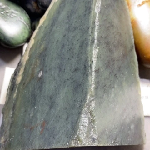 未镶嵌和田玉（糖玉）挂件