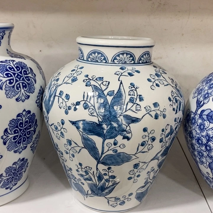 【闪购商品】摆件陶瓷花瓶摆件。。。