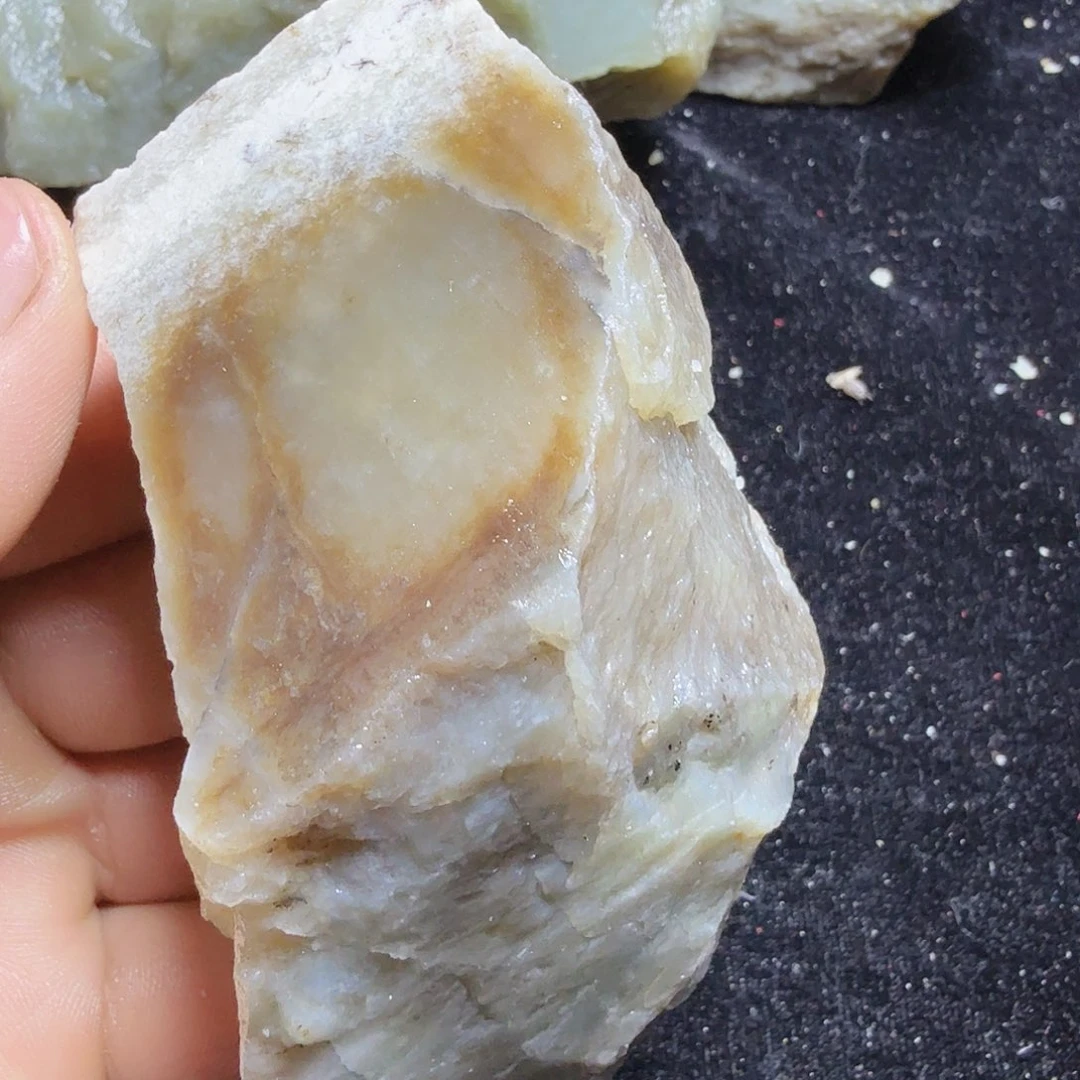 和田玉（糖玉）未镶嵌珠宝半成品