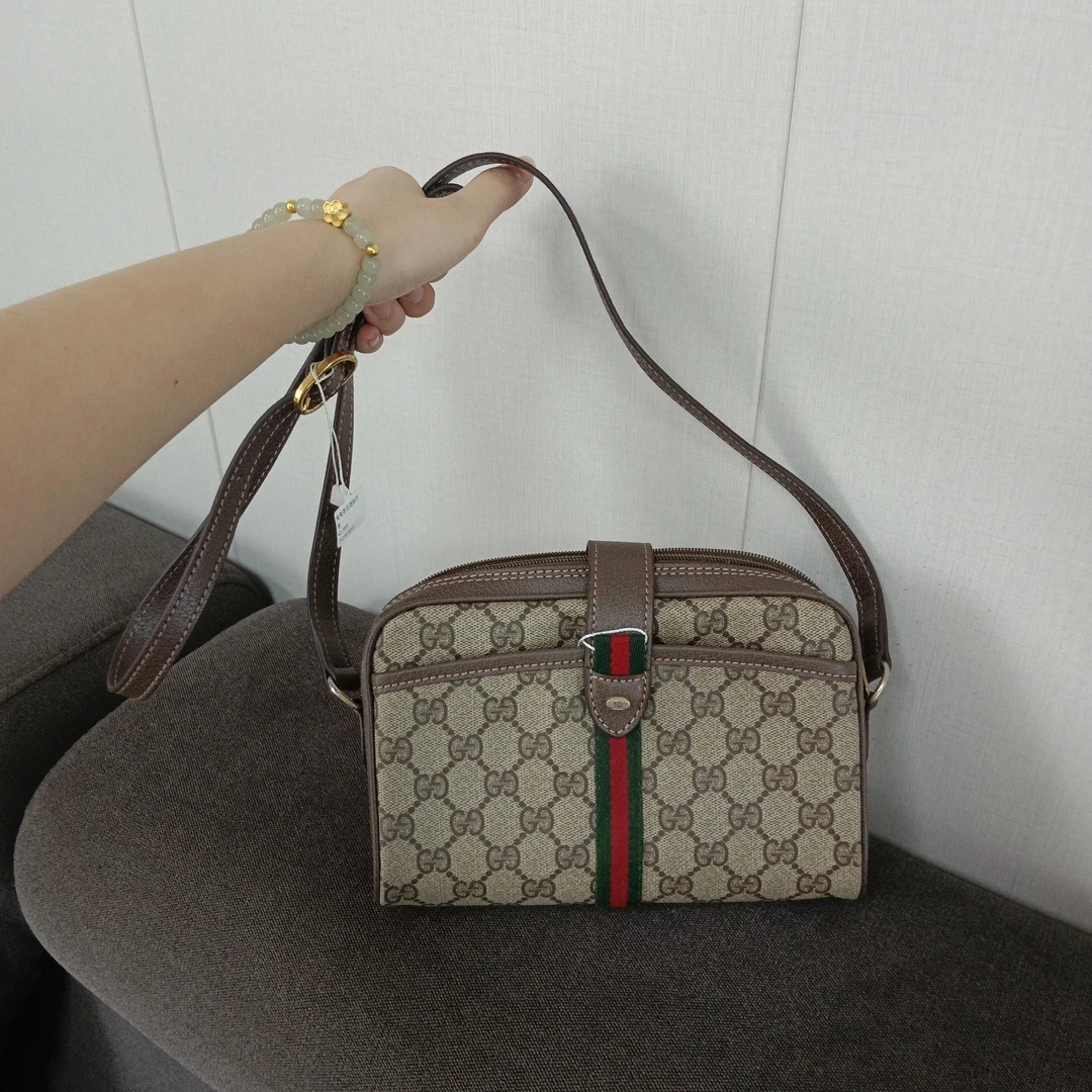 95新 GUCCI/古驰 兔兔奢G专属/古驰斜挎包/250303065