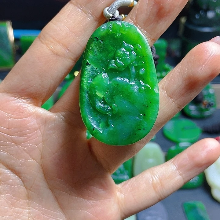 颈饰未镶嵌和田玉