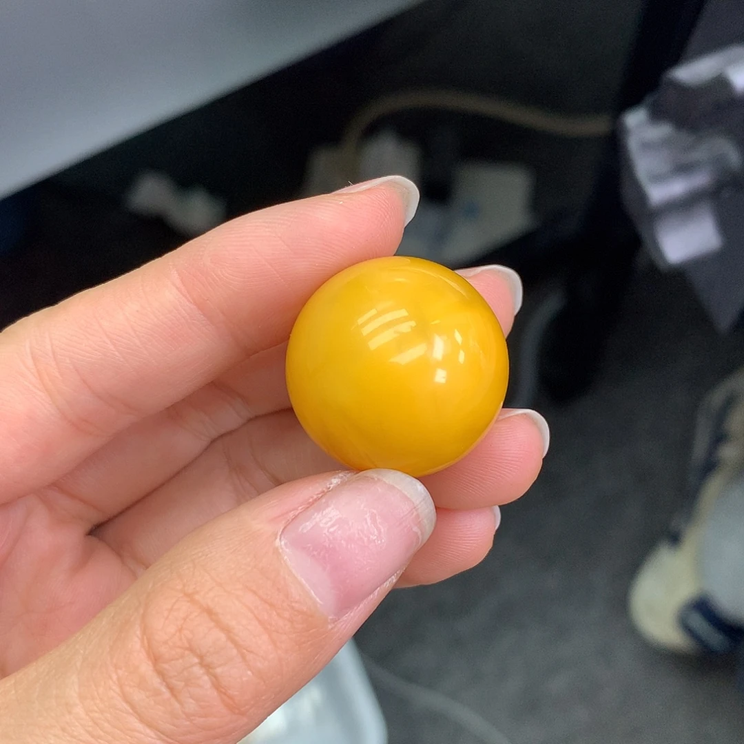 琥珀未镶嵌珠宝奇石24mm