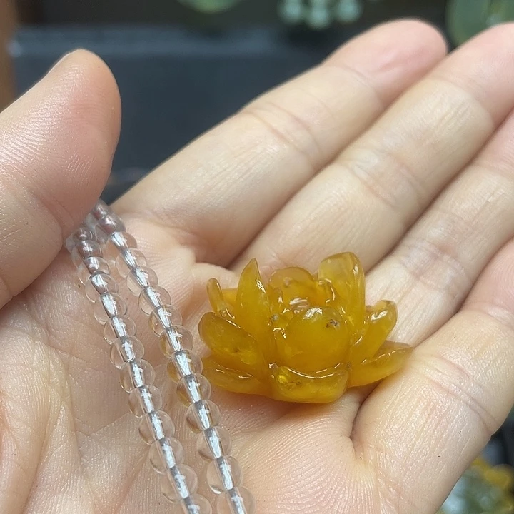 未镶嵌蛇纹石玉颈饰