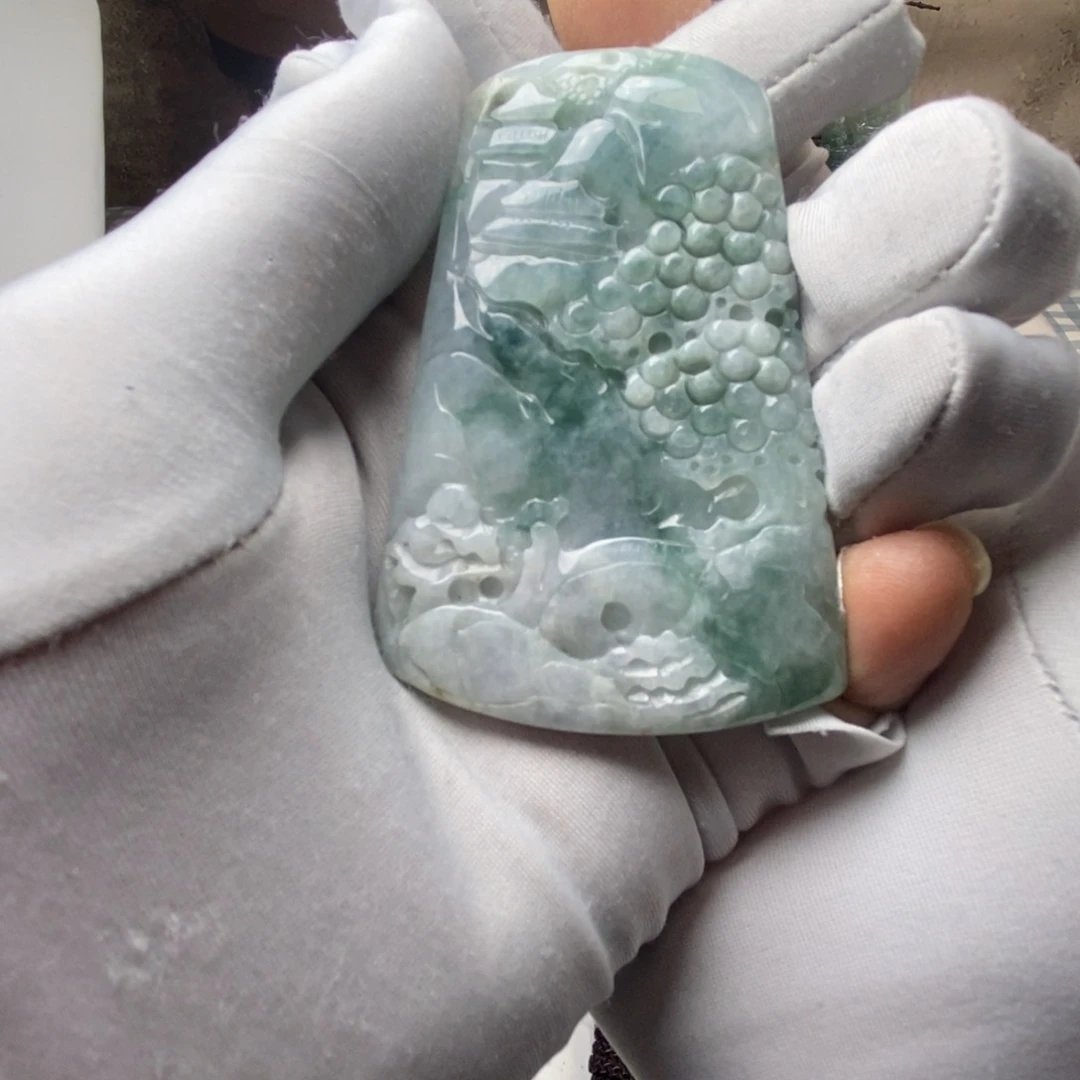 翡翠颈饰未镶嵌天然