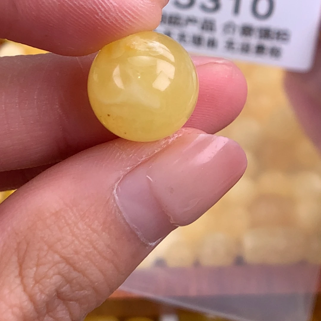 琥珀未镶嵌珠宝奇石13.3粉
