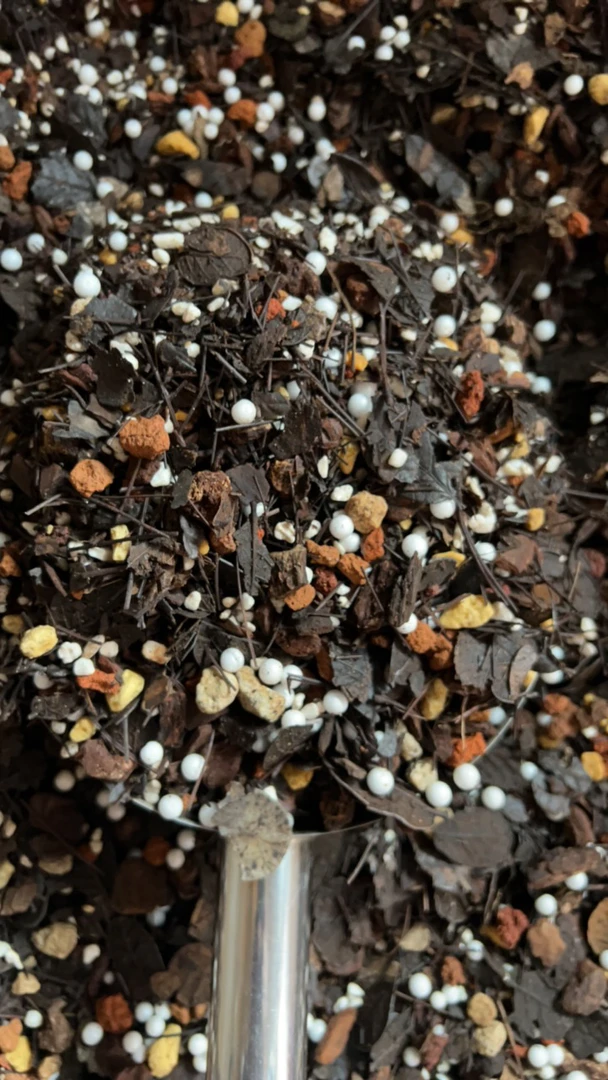 兰草软植料，要用在买，粗植料树皮6公斤，1.5公斤兰花土，22升包邮