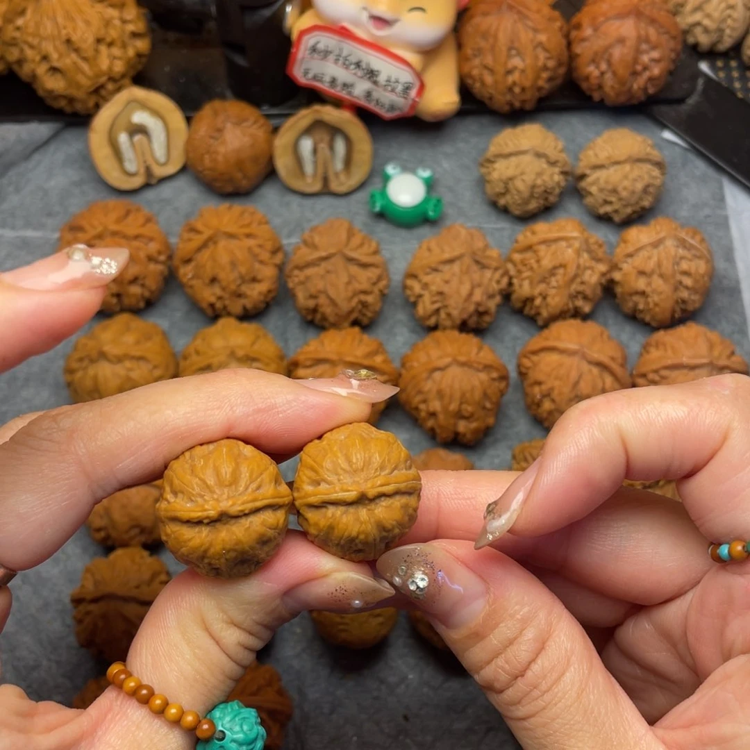 文玩核桃吊坠23尺全品瓷娃娃0003