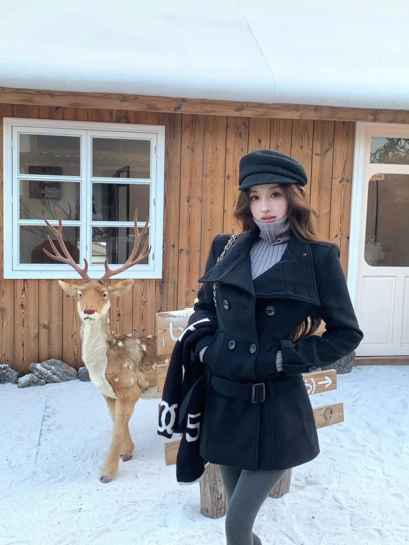 【ranran同款】2025秋冬新款黑色古早修身显瘦正肩毛呢大衣复古外套