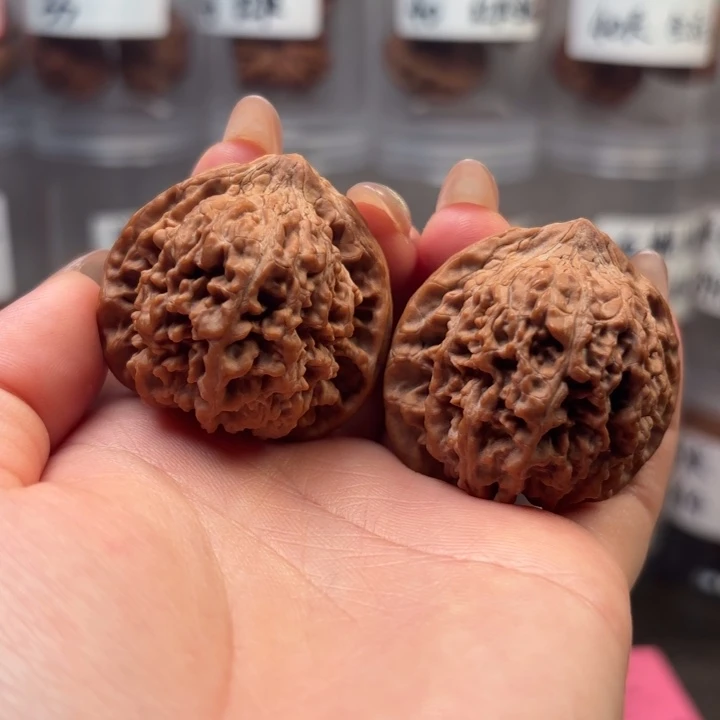 桃核吊坠39+满天星全品