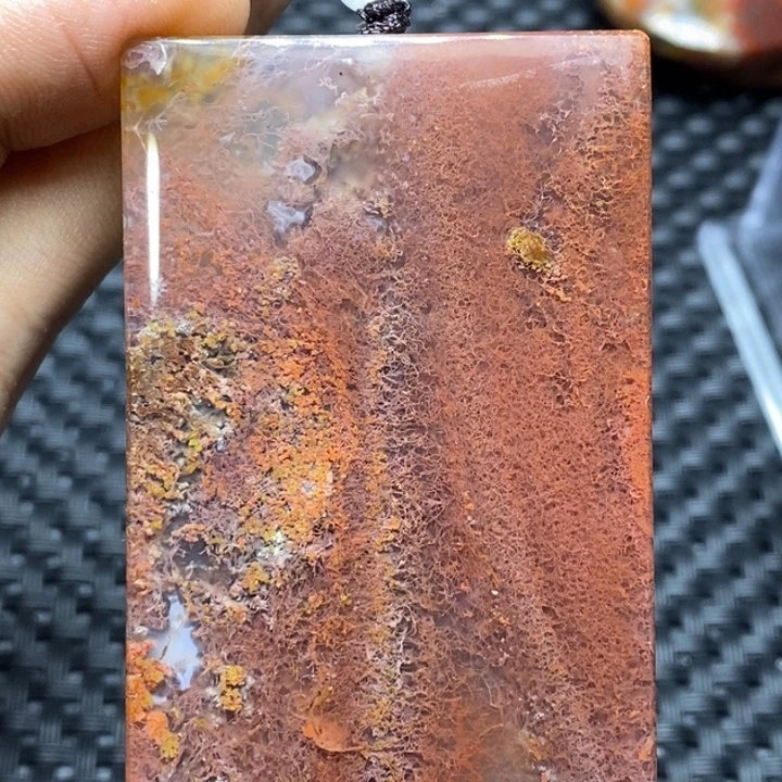 玛瑙/玉髓颈饰未镶嵌境*