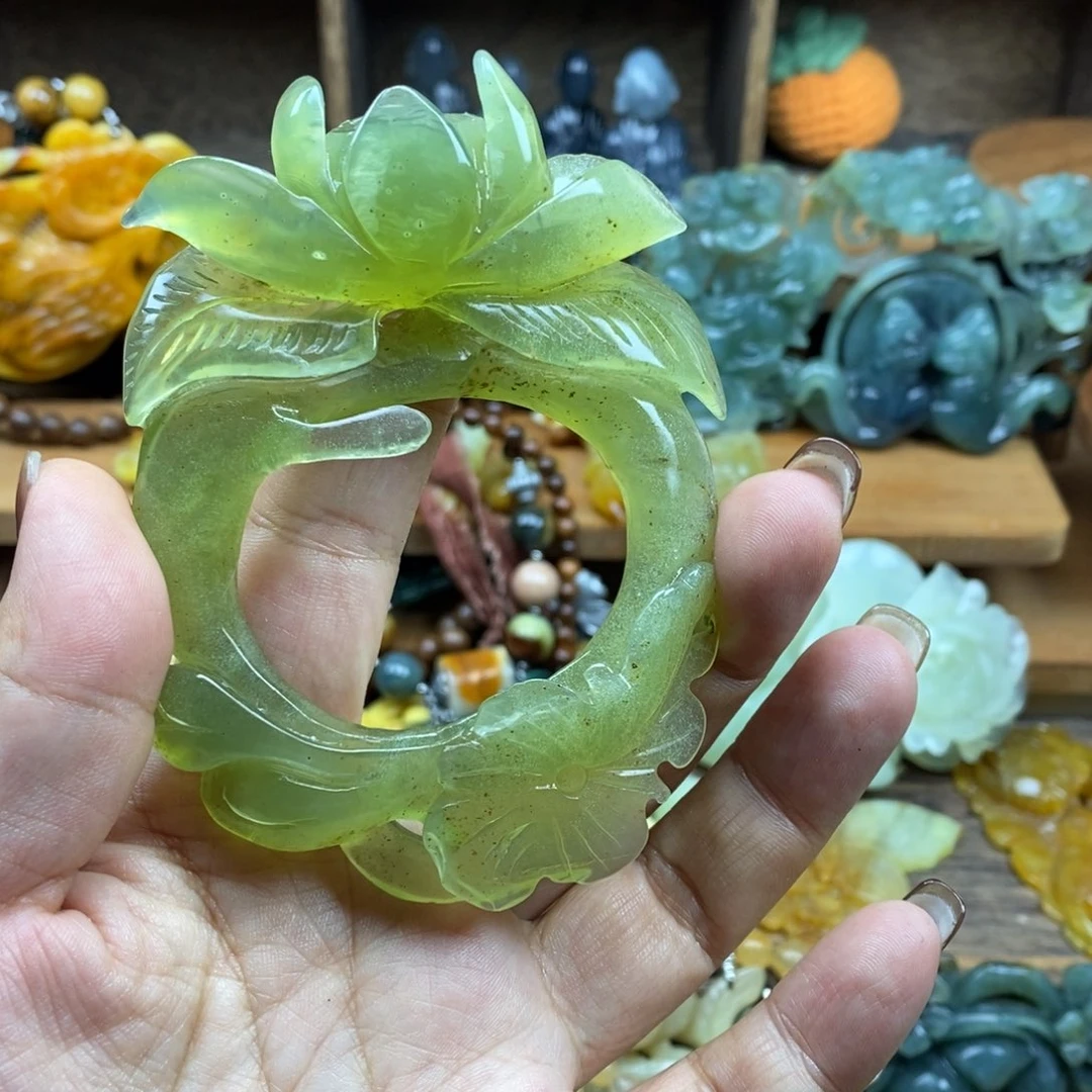 蛇纹石玉未镶嵌吊坠(赠链)