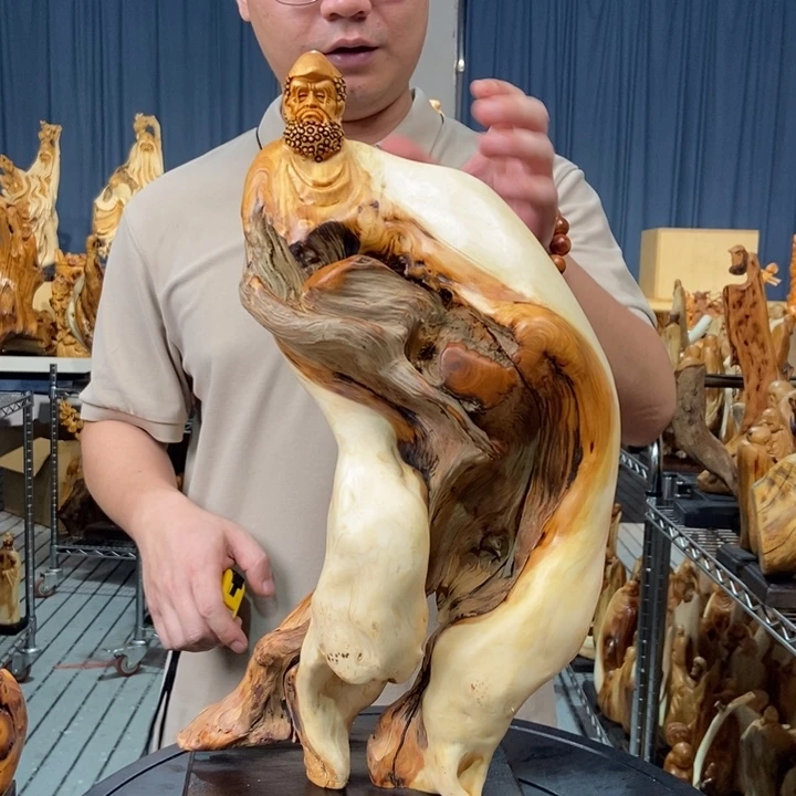 柏木（崖柏）随型摆件