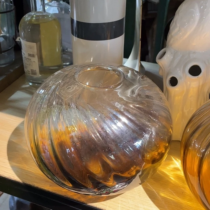 陶瓷花瓶部分（微瑕）