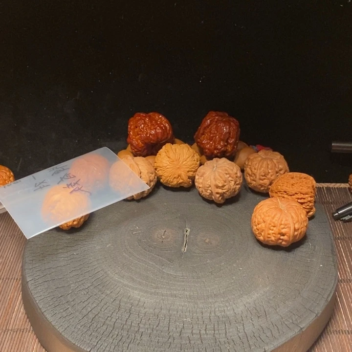 小***巴核桃等经济林果地的作用，核桃