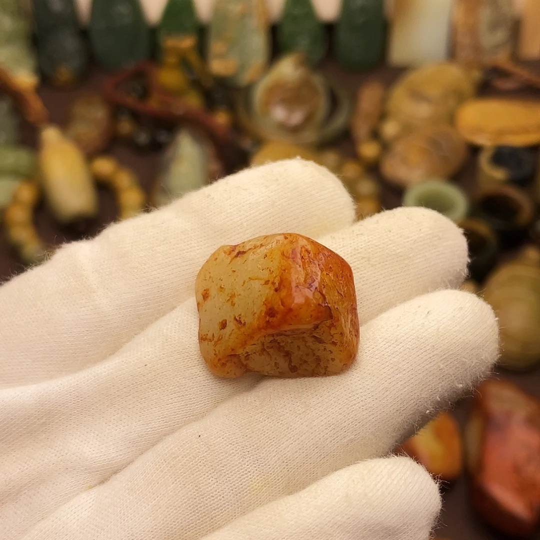 岫岩河磨玉（透闪石质玉）未镶嵌颈饰