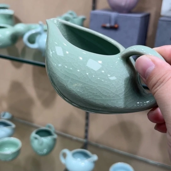 瓷片陶瓷茶具汝瓷茶具