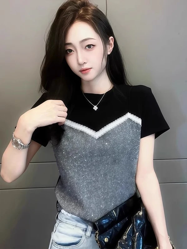 适合胖mm的大码假两件拼接正肩短袖T恤女夏季设计感显瘦亲肤上衣