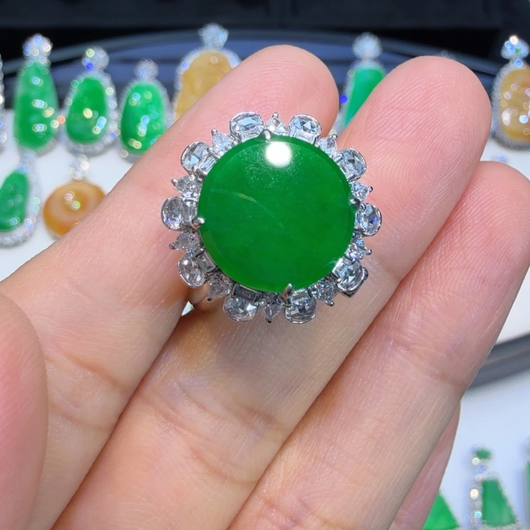 翡翠18K金镶嵌戒指收到货48小时鉴赏期