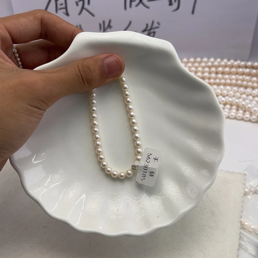 颈饰未镶嵌淡水珍珠