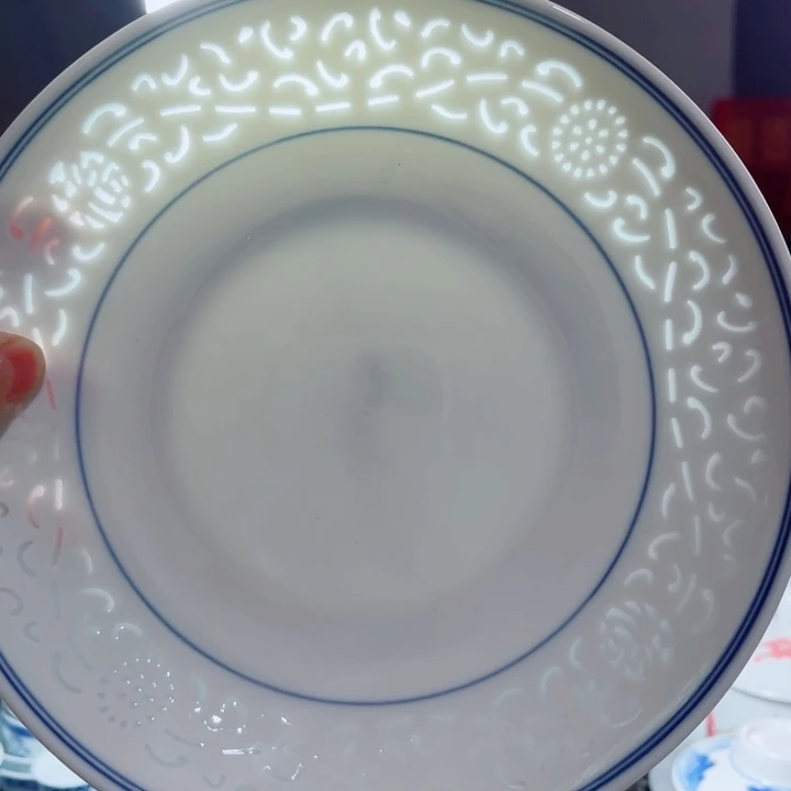 青花玲珑8寸窝盘满雕双福双线