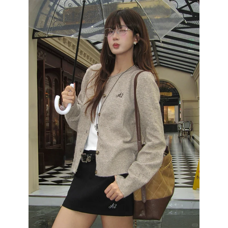 美式复古针织开衫女秋冬季慵懒风软糯毛衣外套修身显瘦学院风上衣