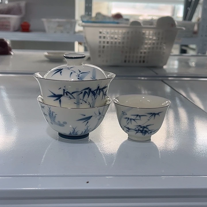 三件套哈哈哈哈哈哈