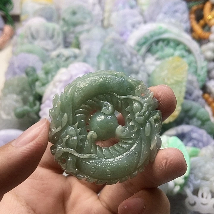 定制翡翠未镶嵌天然翡翠