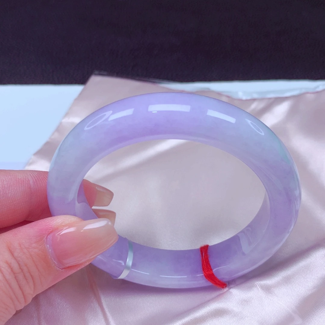 翡翠手镯未镶嵌手镯