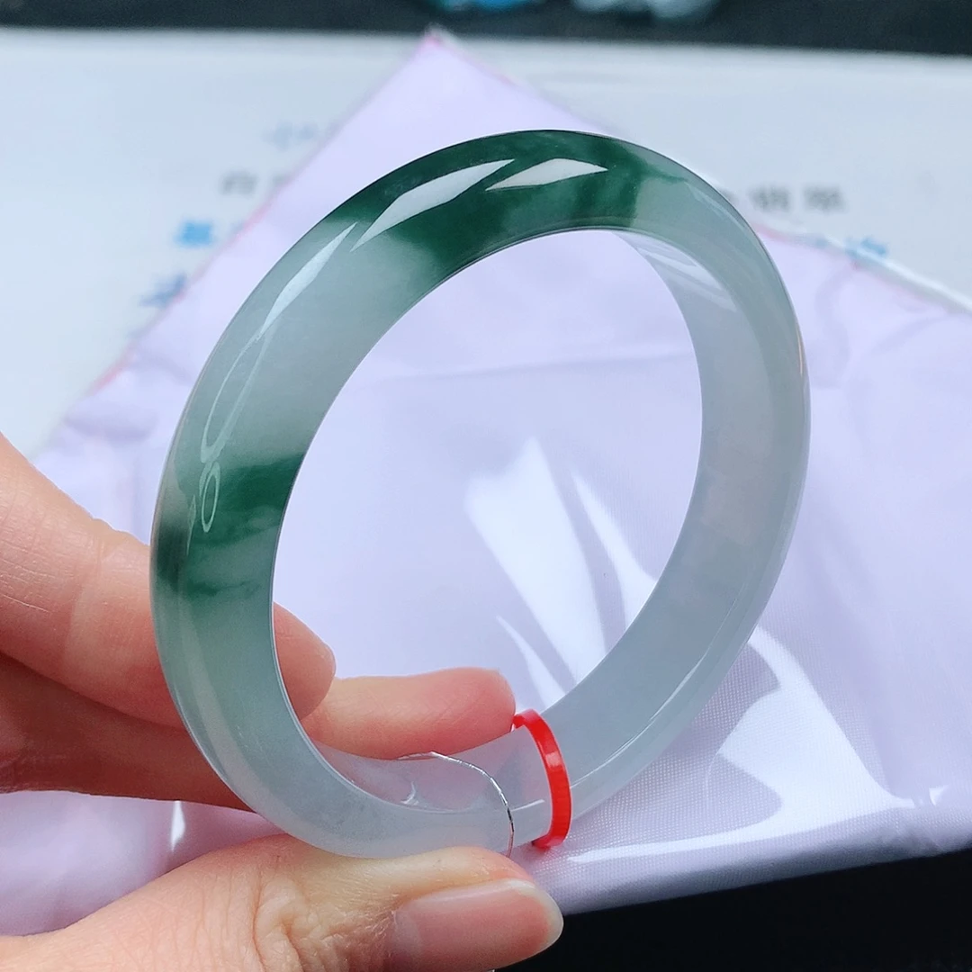 翡翠手镯未镶嵌57➕圈