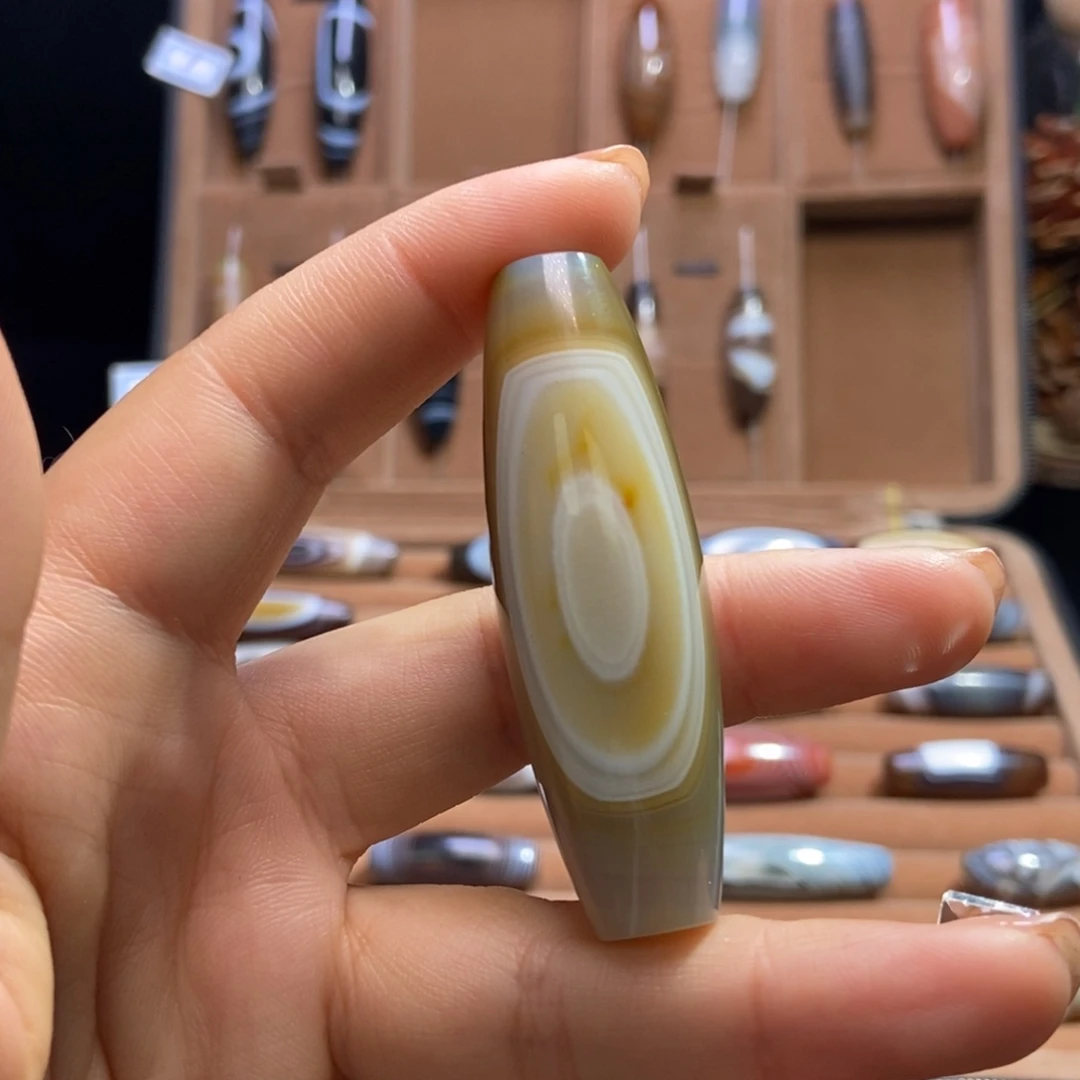 吃***禧玛瑙/玉髓未镶嵌颈饰