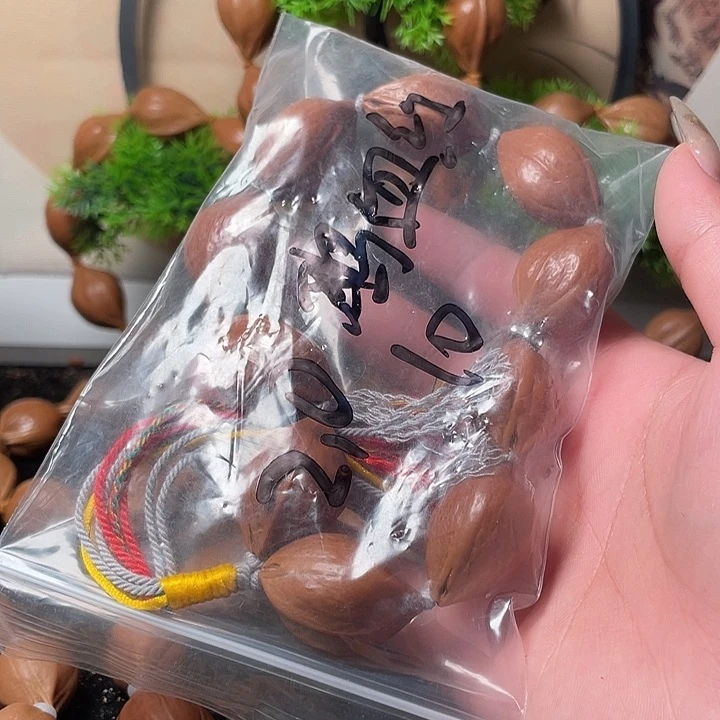 橄榄核手串/手链2.0鸡血红10➕囧脸