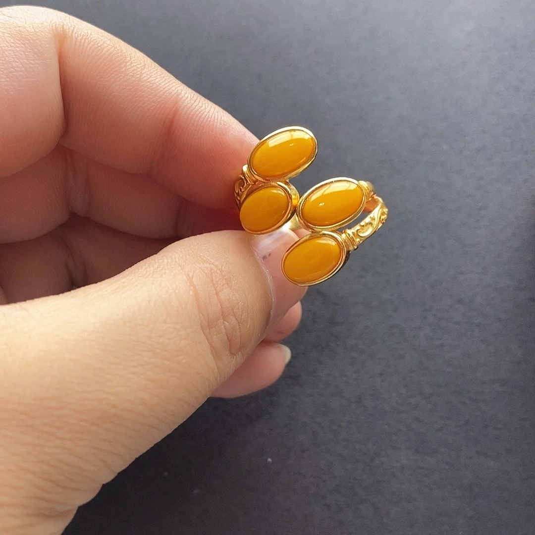 琥珀未镶嵌裸石戒指