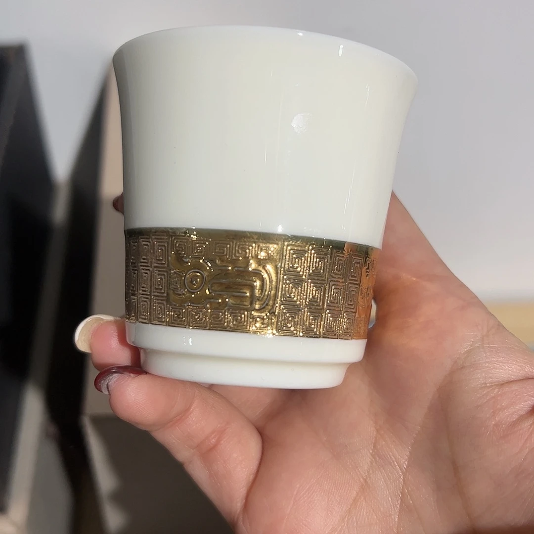 瓷片哈哈哈哈哈哈哈哈哈哈