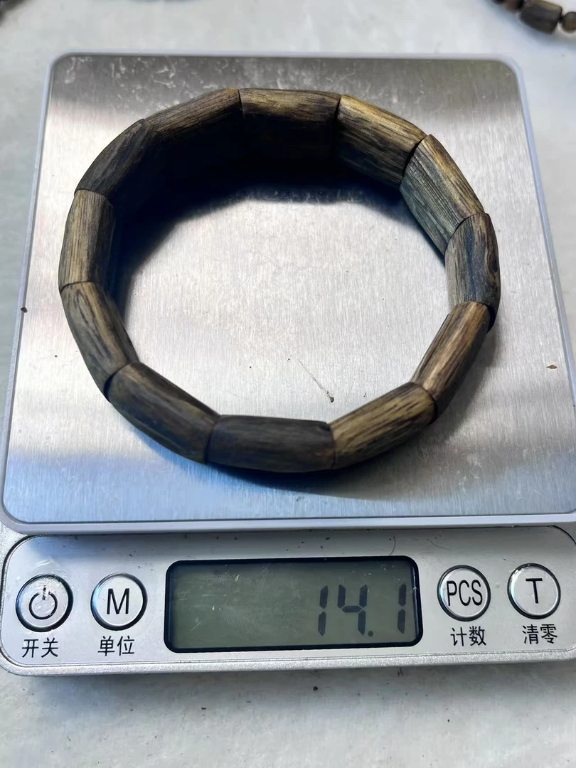 沉香金沙叶手镯款14mm