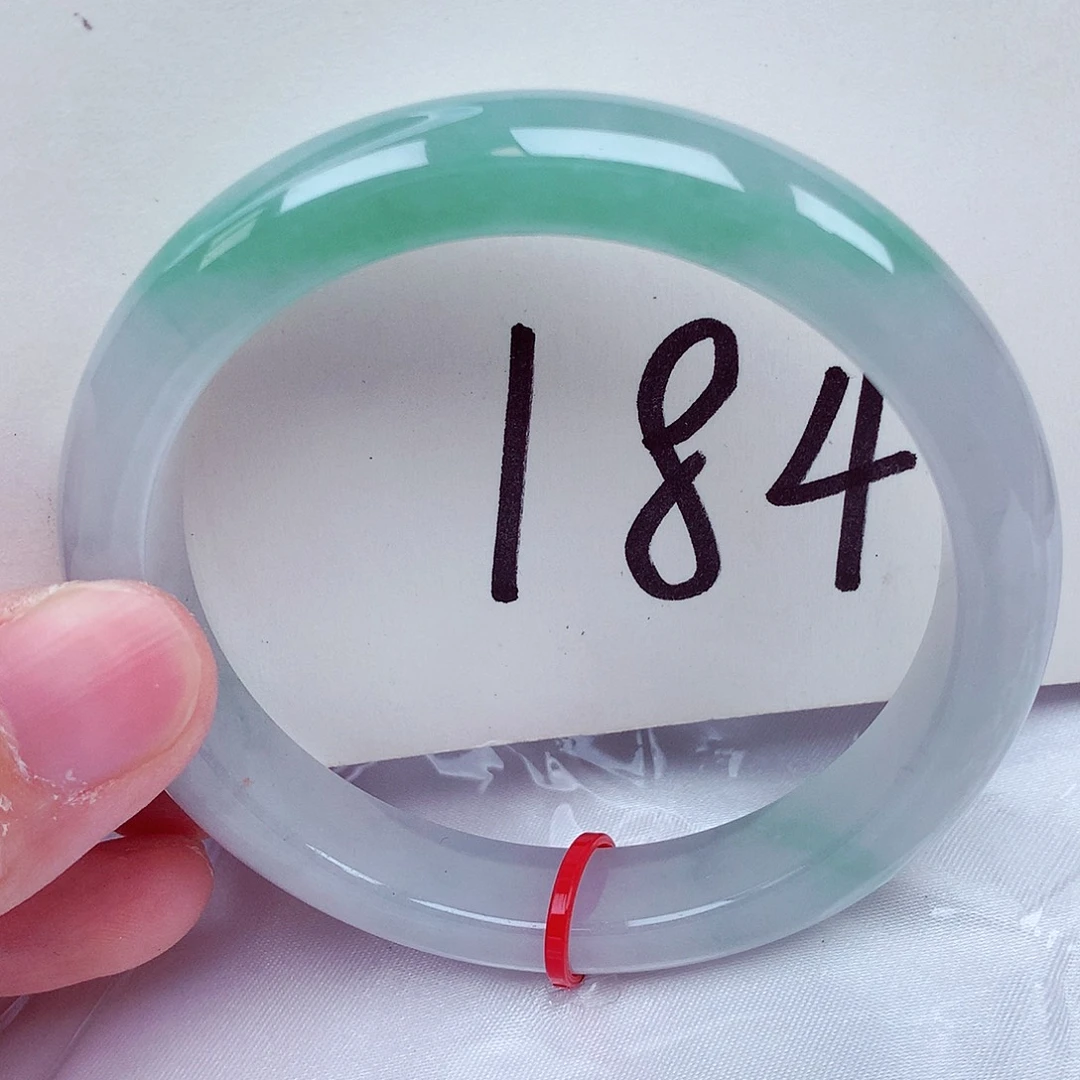 翡翠未镶嵌手镯翡翠