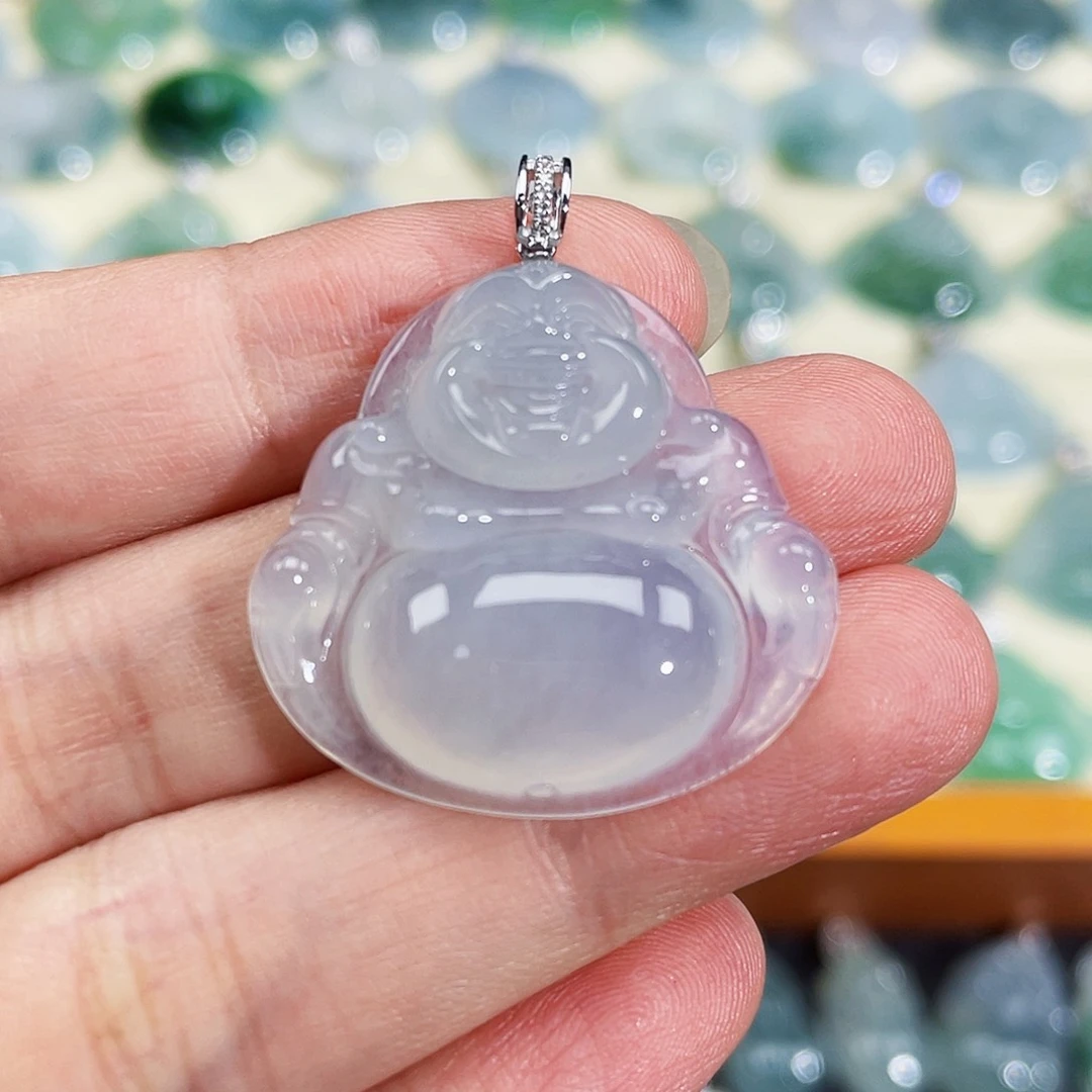 翡翠18K金镶嵌颈饰吊坠