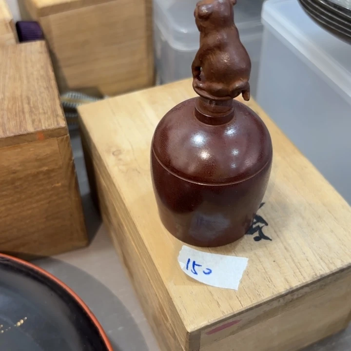 紫砂茶杯一****晶非常美丽漂亮的物品