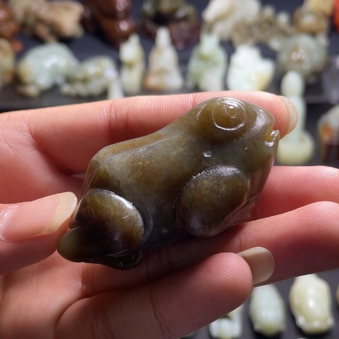 和田玉（糖玉）未镶嵌颈饰