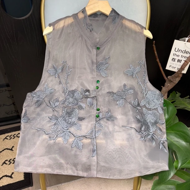 “高级灰”马甲 刺绣 定制款 清凉透气文艺重工夏季马夹