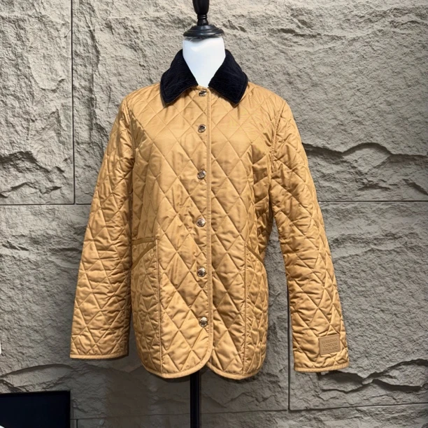 99新 BURBERRY/博柏利 胸围55衣长67 S码 菱格纹甲棉服 M2121