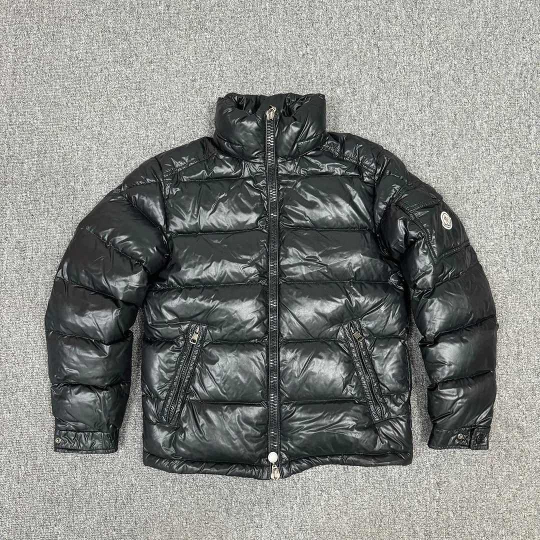 95新 MONCLER 10981901 蒙口 Maya黑色亮面羽绒服夹克外套 0码