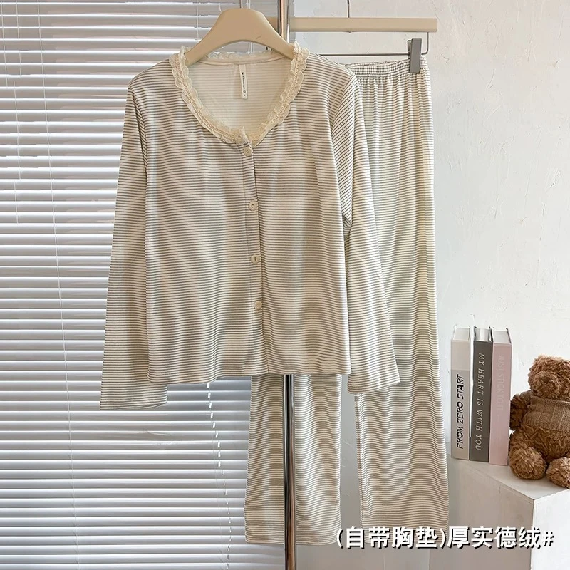 【娇调】奶白条纹睡衣女冬季加厚德绒保暖带胸垫两件套睡衣家居服