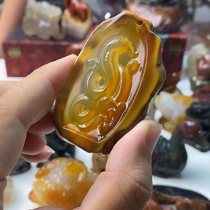 玛瑙/玉髓未镶嵌颈饰