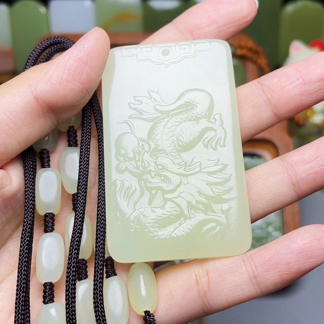 李***波新疆昆仑山脉料生肖龙