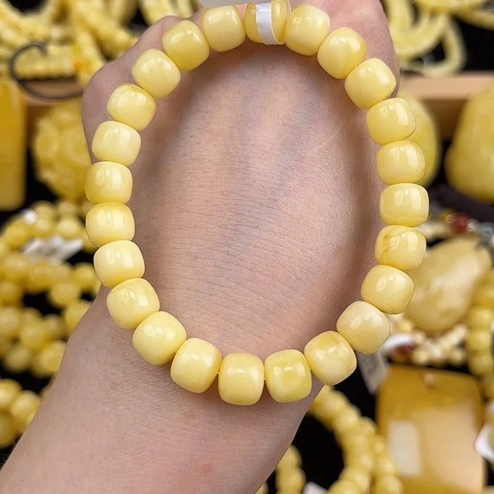 琥珀颈饰未镶嵌琥珀