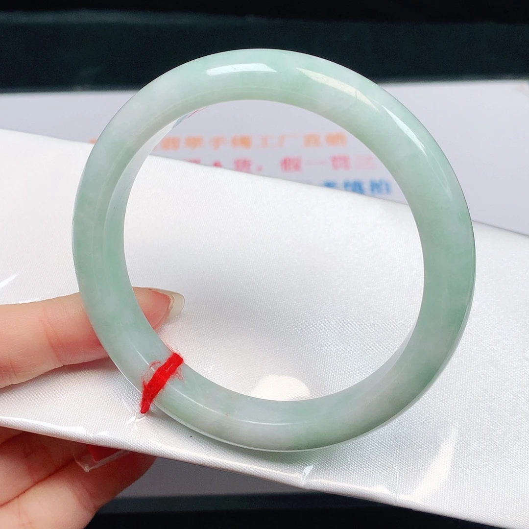 翡翠未镶嵌手镯617