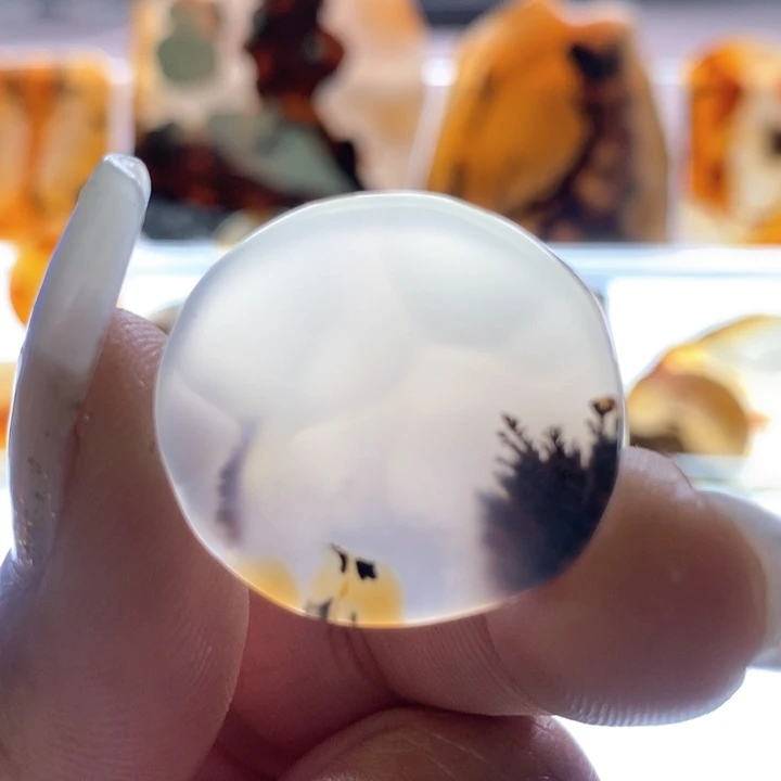 玛瑙/玉髓颈饰未镶嵌