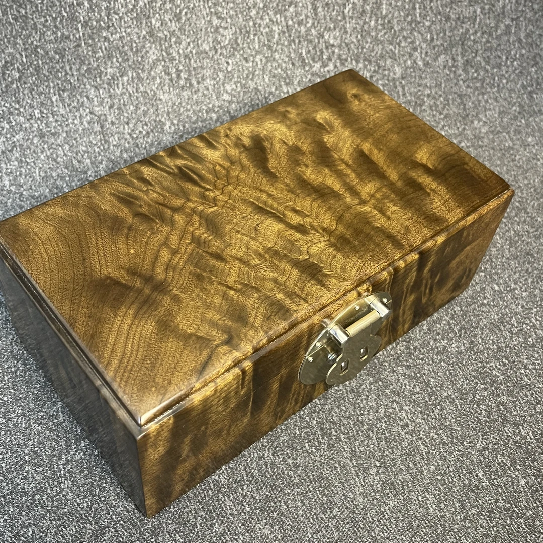 金丝楠阴沉木一木一器首饰盒23*13*9龙胆纹榫卯工艺文玩收纳盒