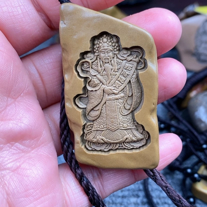 【闪购商品】原石雕刻手把件